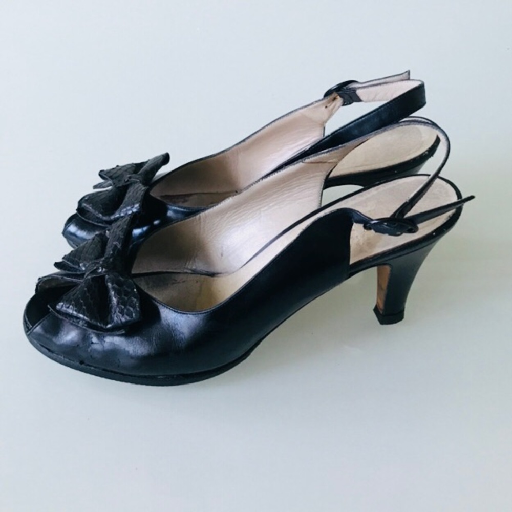 Salvatore Ferragamo Black Shoes Size 6.5 - Picture 3 of 8
